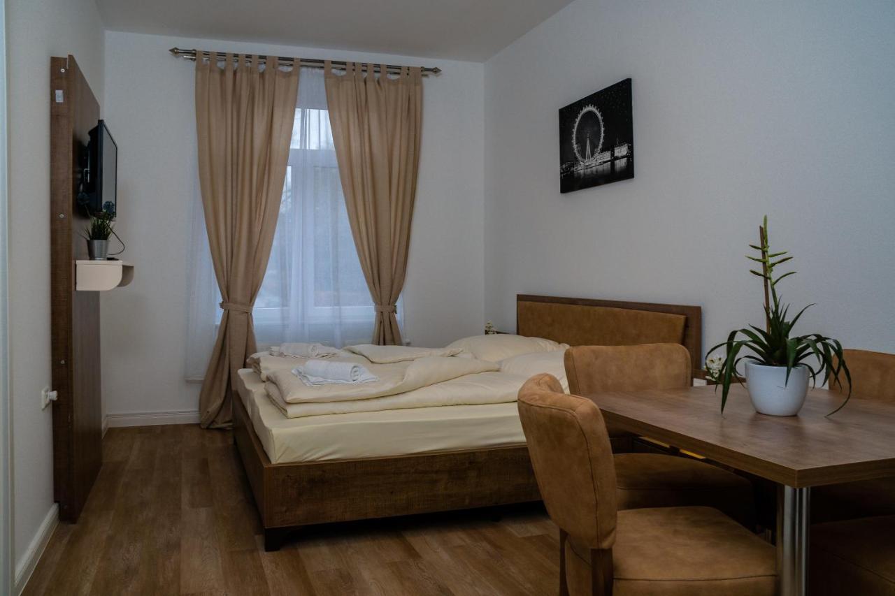 Hotel-Feuerstein Neuenkirchen  Экстерьер фото